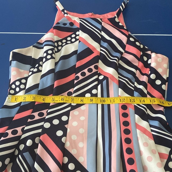 Vince Camuto Apron-Neck Fit & Flare Dress size 14 - Picture 11 of 13